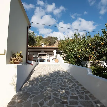 Arhondia House Tatil Evi *